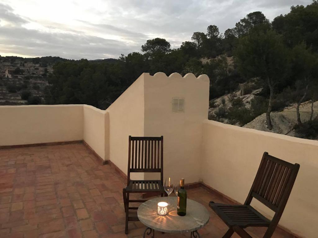 Finca Las Estrellas Relleu Ngoại thất bức ảnh