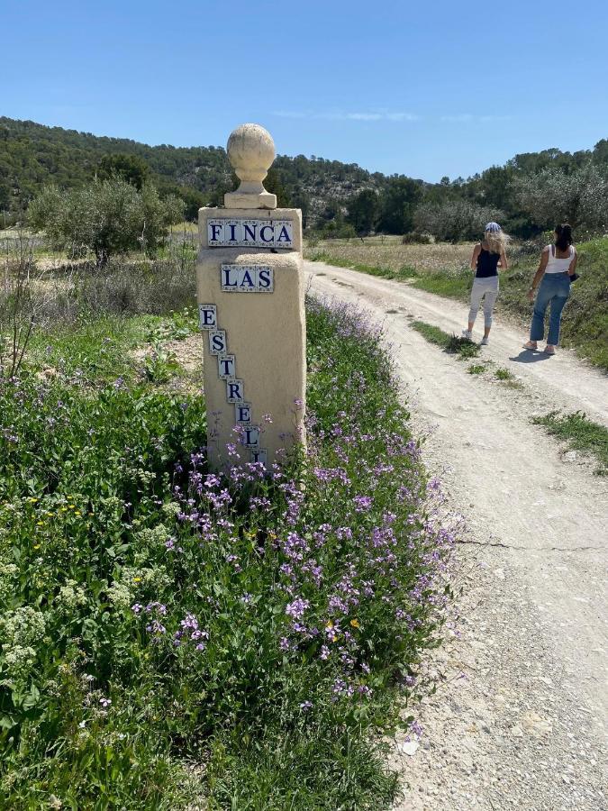 Finca Las Estrellas Relleu Ngoại thất bức ảnh